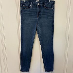 Good American Good Legs High Rise Stretch Blue 089 Jeans. Size 15/33
